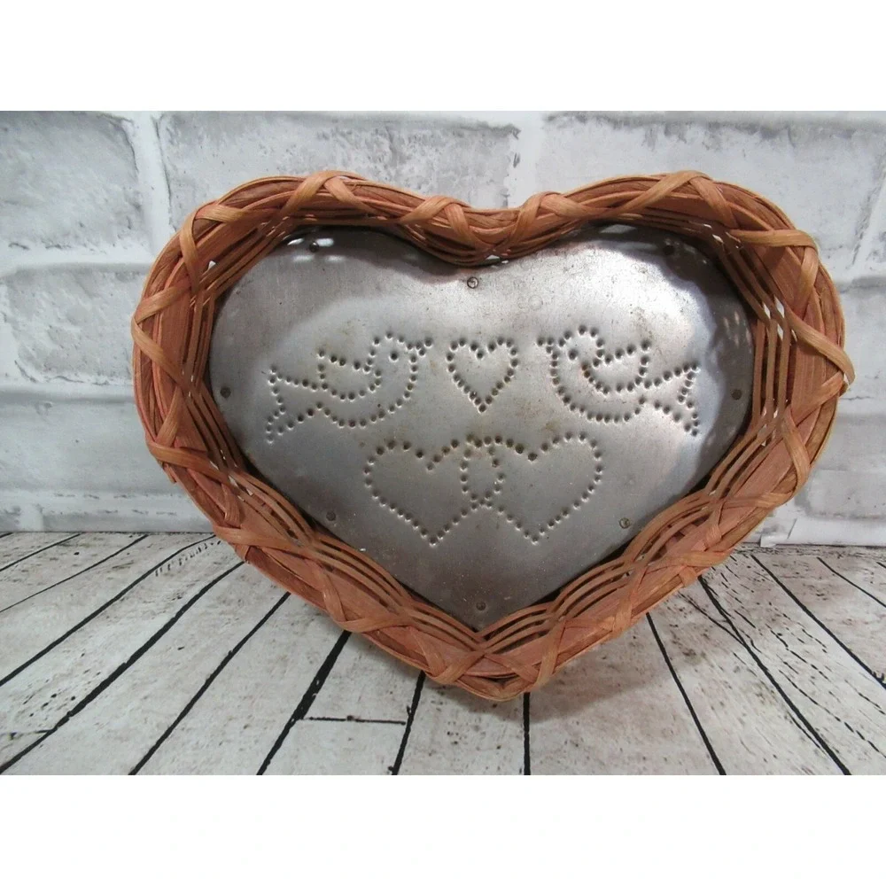 Splint Oak Heart Basket North Carolina Tin Punch birds hearts primitive vintage